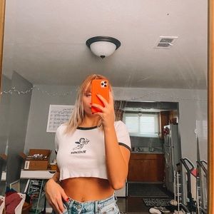 Cropped Hollister tee